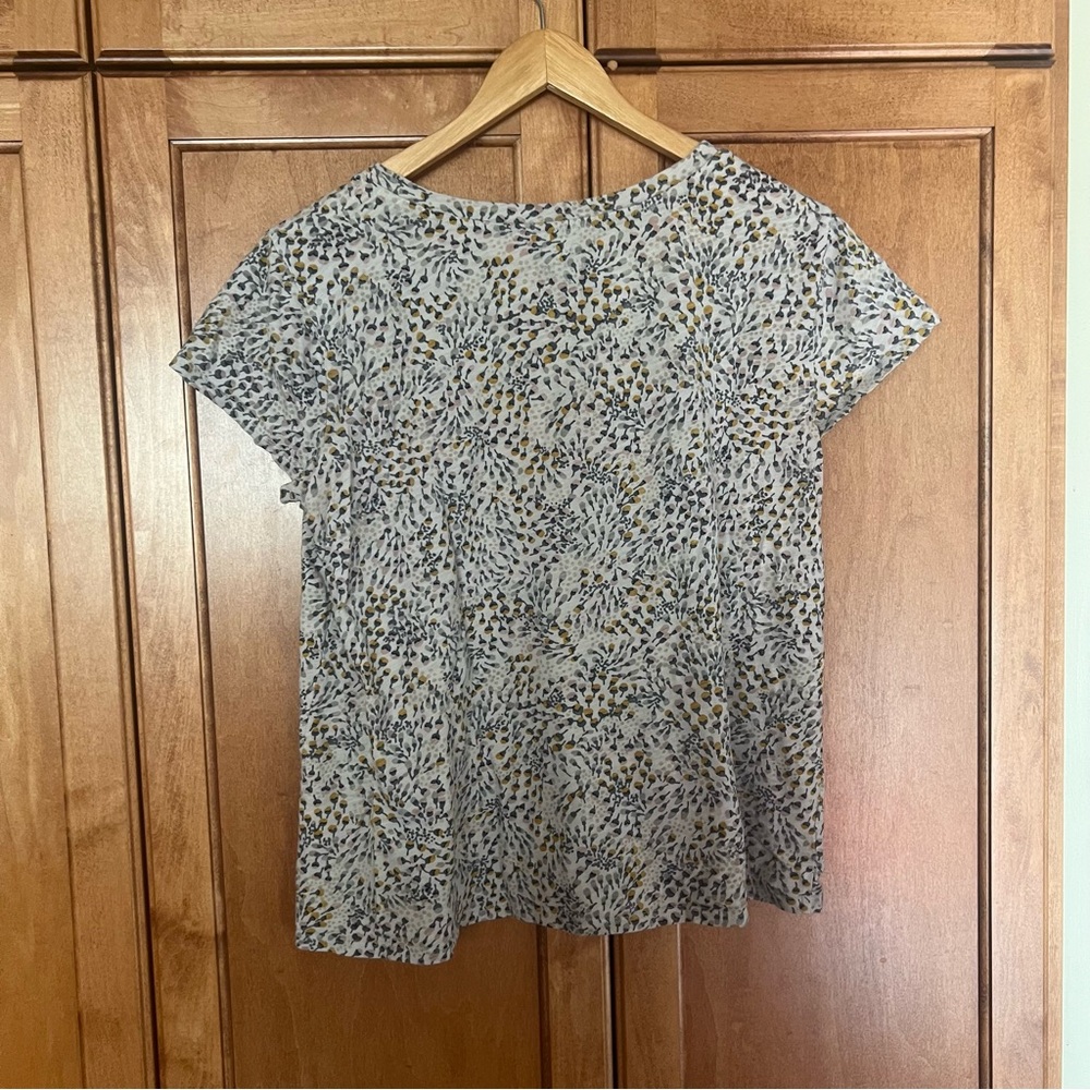 LOFT Shirt - Picture 6 of 10